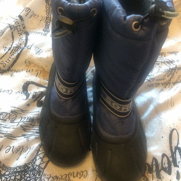 Sorel winter boats - Picture 3 of 5